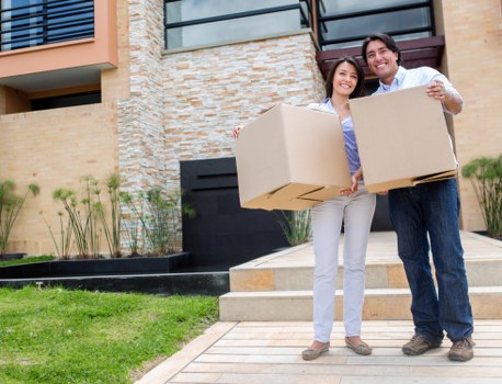 Removal van booking options for domestic and commercial moves in Roehampton